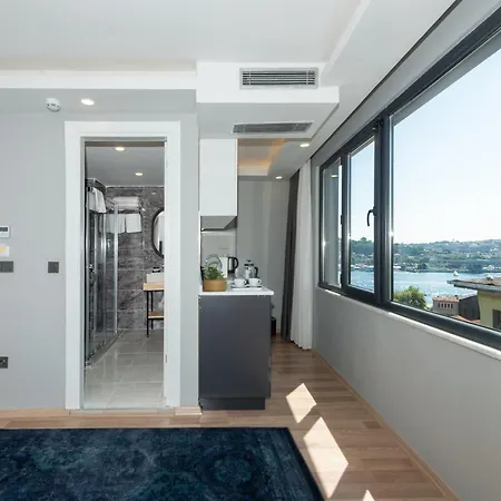 Art Karaköy Apart Otel 4*