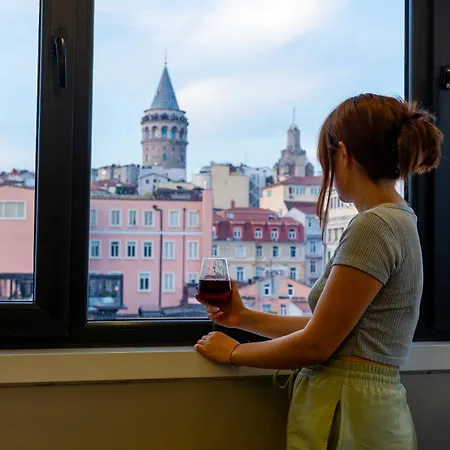 Apart Otel Art Karaköy 4*