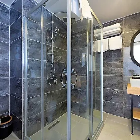Merkez شقة فندقية 4*